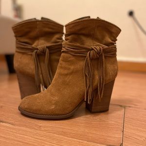 Jessica Simpson Western booties